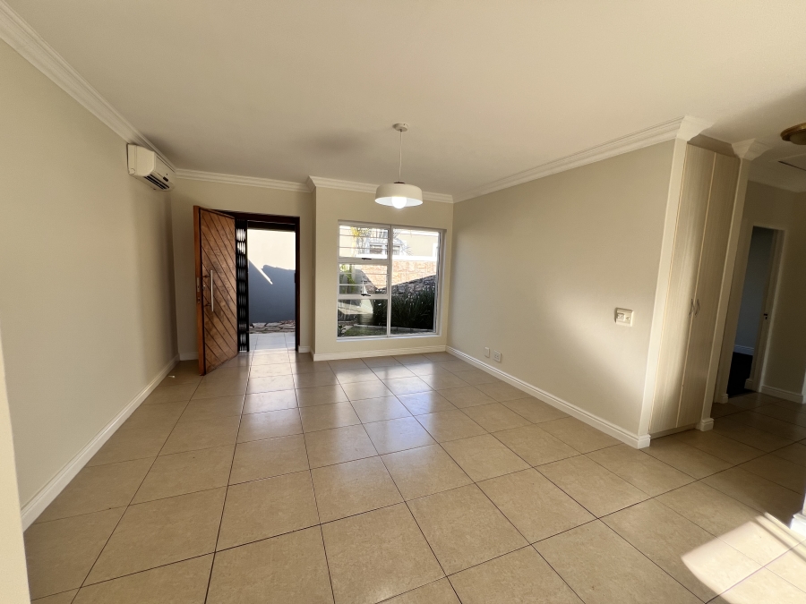 5 Bedroom Property for Sale in Noorsekloof Eastern Cape